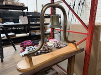 Koperen scheepsbel decoratie - afbeelding 1 van  4