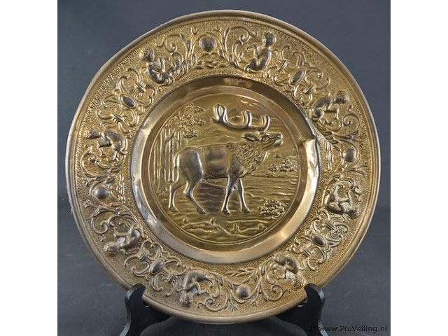 Koperen sierbord met gedreven decor - afbeelding 2 van  5