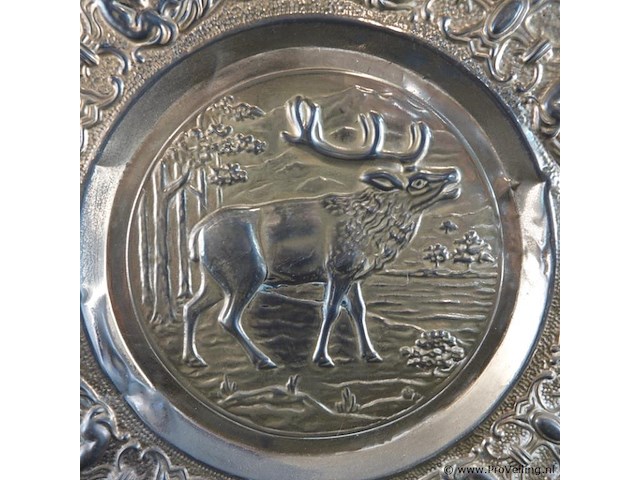 Koperen sierbord met gedreven decor - afbeelding 3 van  5