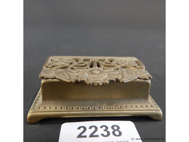 Koper/messing art nouveau postzegeldoosje - afbeelding 1 van  5