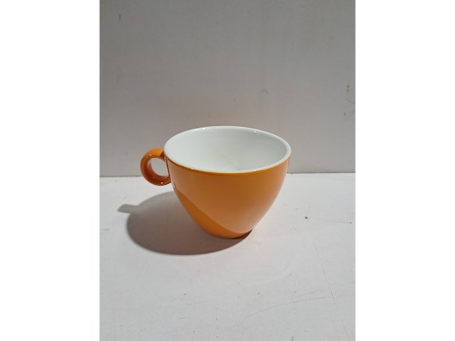 Kopjes en schotels, o.a villeroy&boch , maastricht porselein en grocier - afbeelding 3 van  16