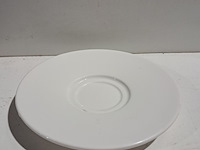 Kopjes en schotels, o.a villeroy&boch , maastricht porselein en grocier - afbeelding 12 van  16