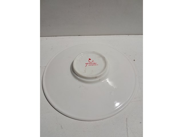 Kopjes en schotels, o.a villeroy&boch , maastricht porselein en grocier - afbeelding 15 van  16