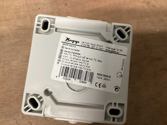 Kopp schakelaar spatwaterdicht (29x) - afbeelding 2 van  2