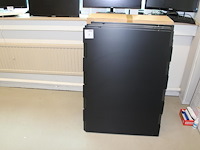 Koppelbare vloerdelen, 10 stuks nieuw in doos. afm. 100 x 75 x 3,8 cm.