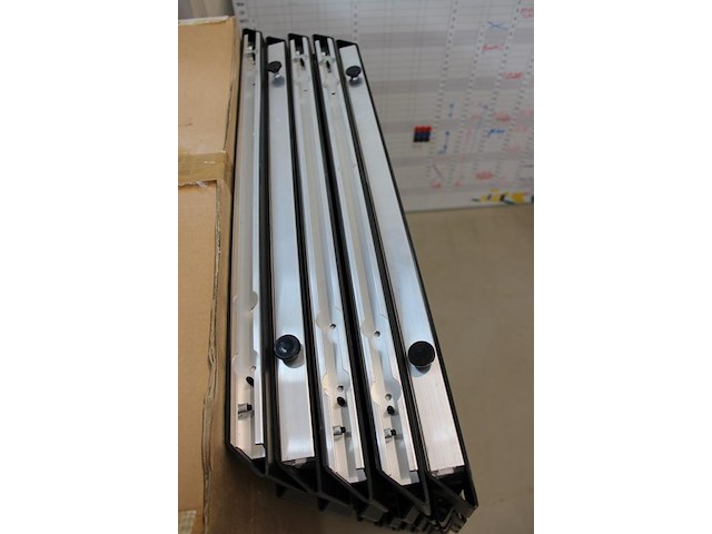 Koppelbare vloerdelen, 10 stuks nieuw in doos. afm. 100 x 75 x 3,8 cm. - afbeelding 3 van  4