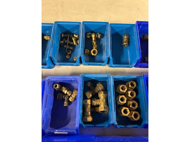 Koppelingen en fittingen messing (230x) - afbeelding 3 van  9