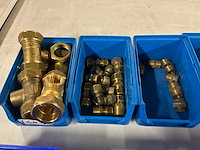 Koppelingen en fittingen messing (230x) - afbeelding 5 van  9