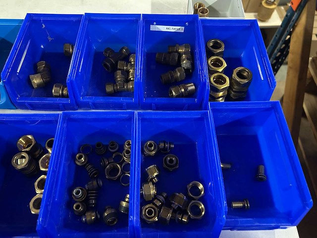 Koppelingen en fittingen messing (230x) - afbeelding 8 van  9