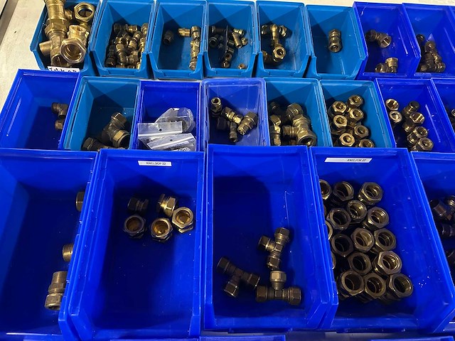 Koppelingen en fittingen messing (230x) - afbeelding 9 van  9