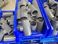 Koppelingen in 17 magazijnbakken druk pvc, partij - afbeelding 3 van  9
