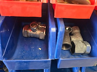 Koppelingen loodgieter, partij gas en water - afbeelding 17 van  38