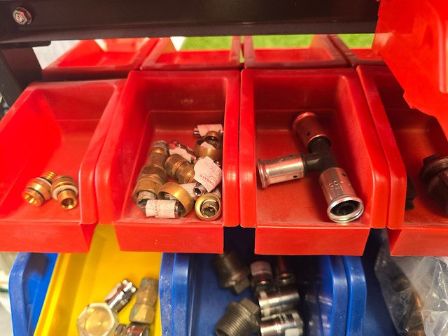 Koppelingen loodgieter, partij gas en water - afbeelding 13 van  56