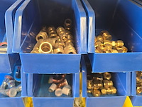 Koppelingen loodgieter, partij gas en water - afbeelding 17 van  56