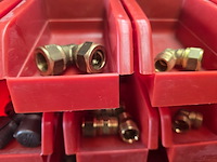 Koppelingen loodgieter, partij gas en water - afbeelding 24 van  56