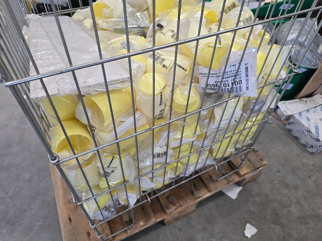 Koppelingen tbv riool en toilet en meer pvc, partij - afbeelding 1 van  7
