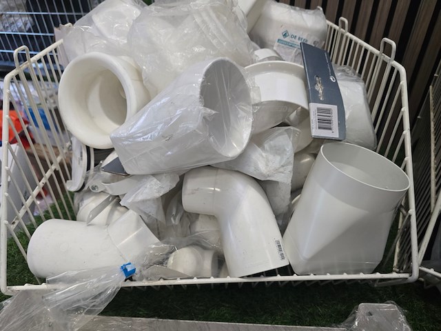 Koppelingen tbv riool en toilet pvc, partij - afbeelding 2 van  9