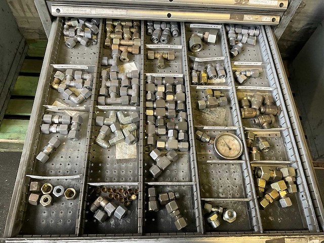 Koppelingen - afbeelding 7 van  16