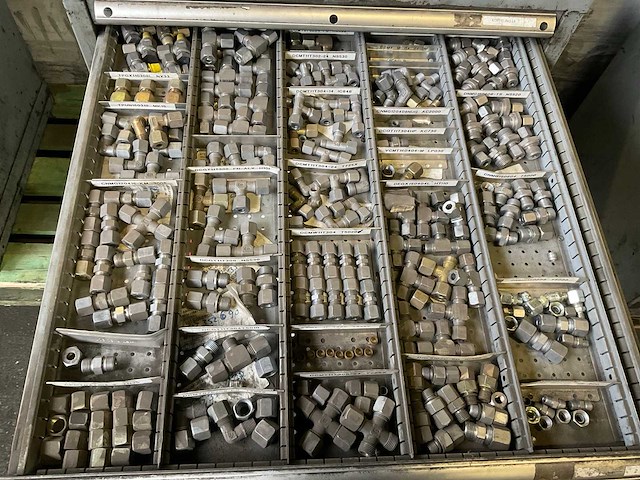 Koppelingen - afbeelding 1 van  16