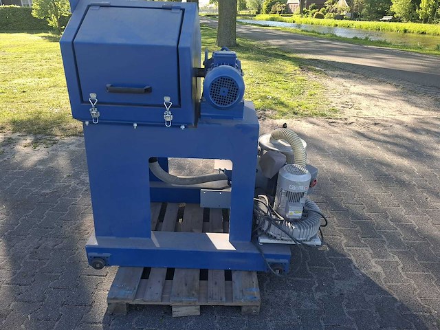 Kopse buizen/profielen ontbraam/opruwmachine - afbeelding 8 van  11