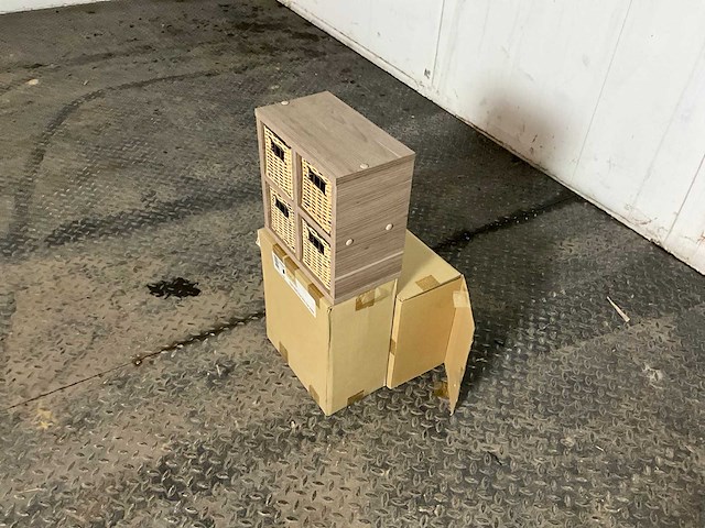 Korfrek dobbelsteen wandrek (3x) - afbeelding 2 van  4