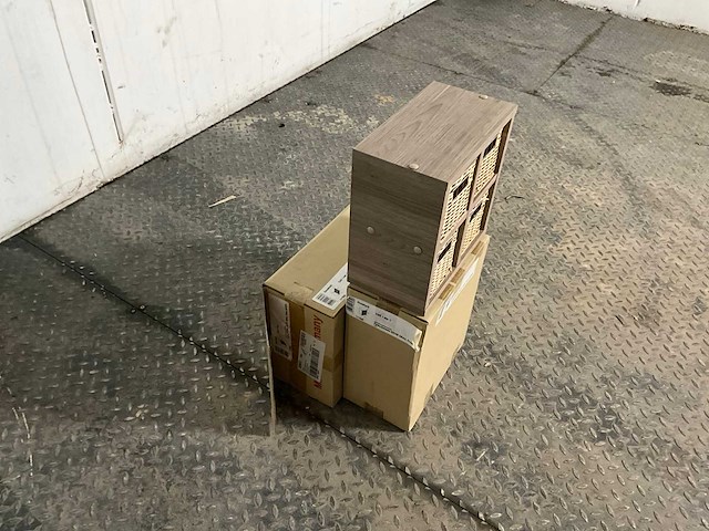 Korfrek dobbelsteen wandrek (3x) - afbeelding 3 van  4