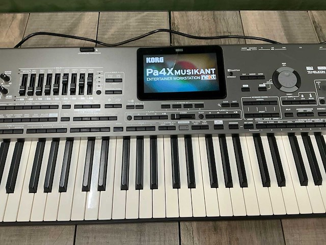 Korg pa4x-61 workstation - afbeelding 9 van  14
