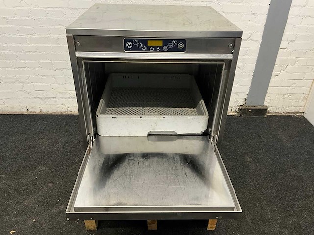 Korvenvaatwasmachine - afbeelding 8 van  10