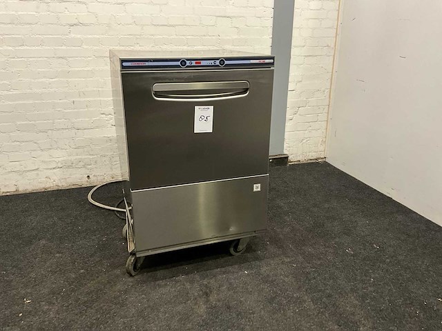 Korvenvaatwasmachine - afbeelding 1 van  9