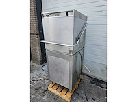 Korvenvaatwasmachine - afbeelding 2 van  2