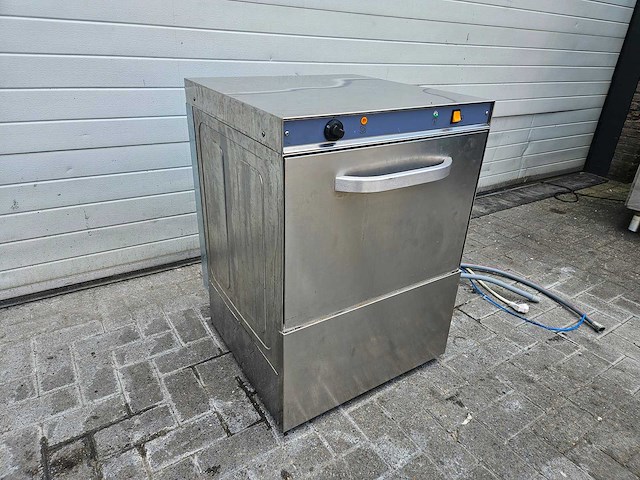 Korvenvaatwasmachine - afbeelding 2 van  5