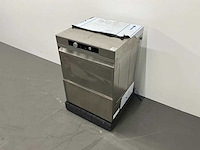 Korvenvaatwasmachine - afbeelding 1 van  8