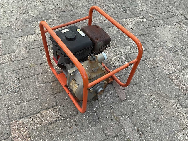 Koshin serum-40 beregeningspomp - afbeelding 1 van  4