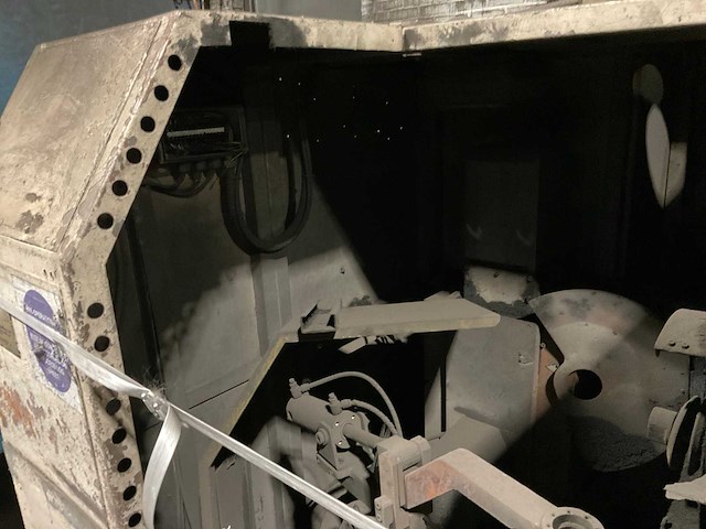 Koyama narc mini 400 slijp- en afbraammachine - afbeelding 2 van  12