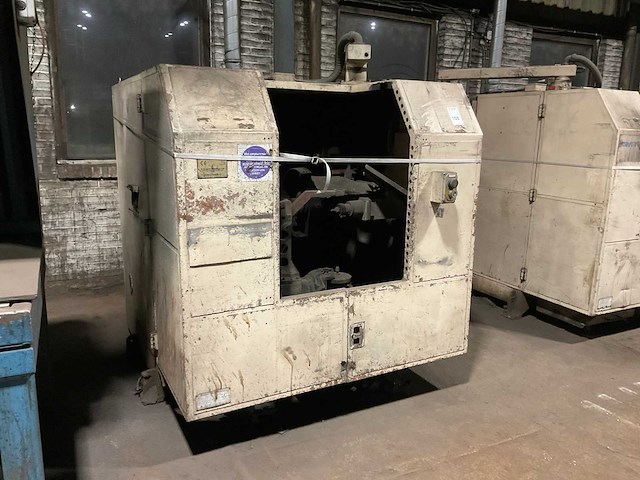 Koyama narc mini 400 slijp- en afbraammachine - afbeelding 1 van  12