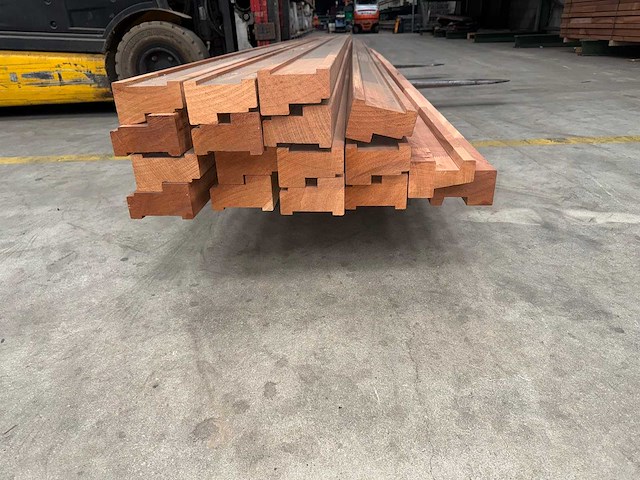 Kozijn hout sapelie mahonie 6000mm (15x) - afbeelding 4 van  4