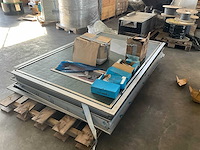 Kozijn met deur (4x) - afbeelding 1 van  3