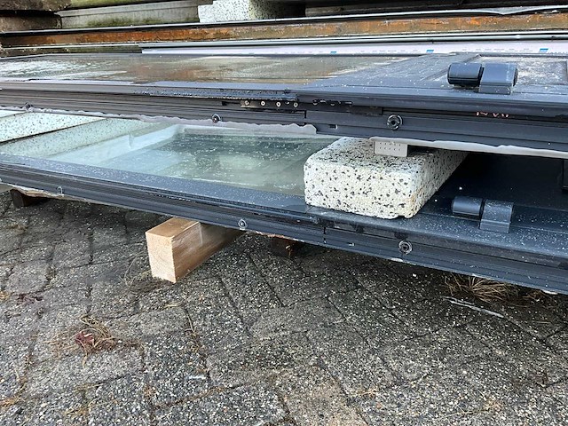 Kozijn met toegangsdeur (2x) - afbeelding 6 van  6