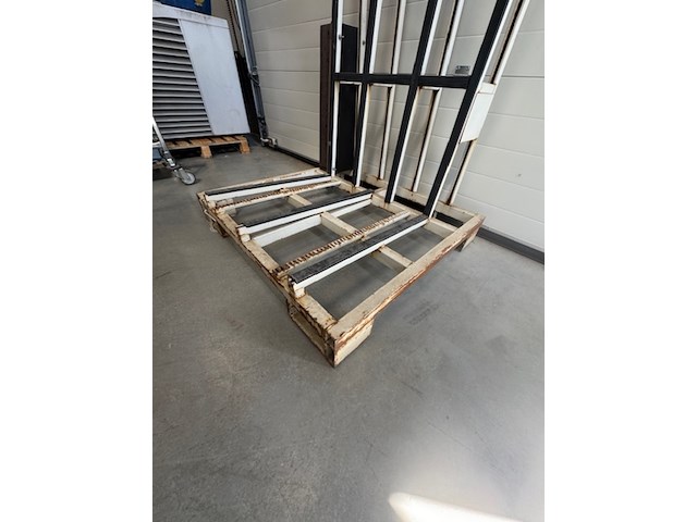 Kozijnbok - afbeelding 4 van  4