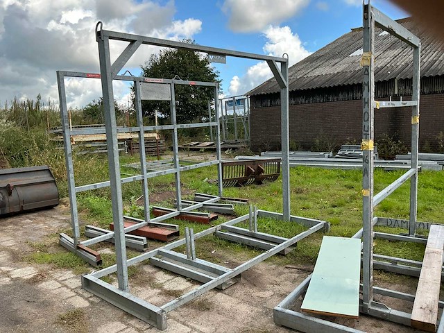 Kozijnbokken - afbeelding 2 van  3