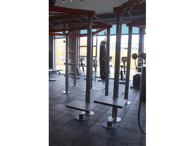 Krachtstation - 2 stuks - 440x440x253cm - afbeelding 5 van  18