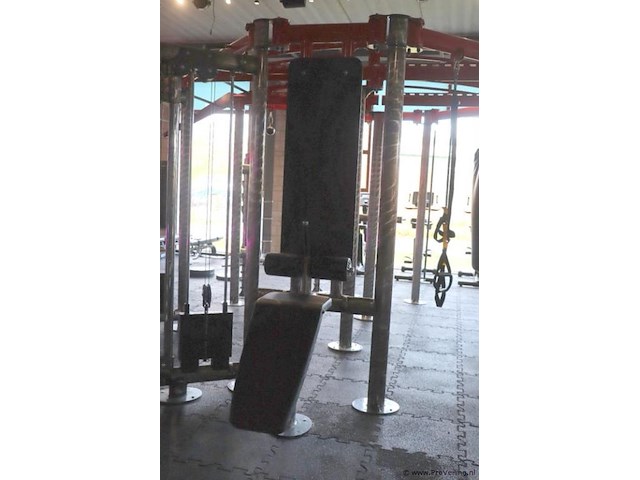 Krachtstation - 2 stuks - 440x440x253cm - afbeelding 7 van  18