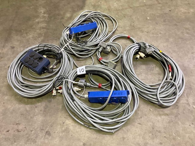 Krachtstroom kabel (4x) - afbeelding 1 van  5
