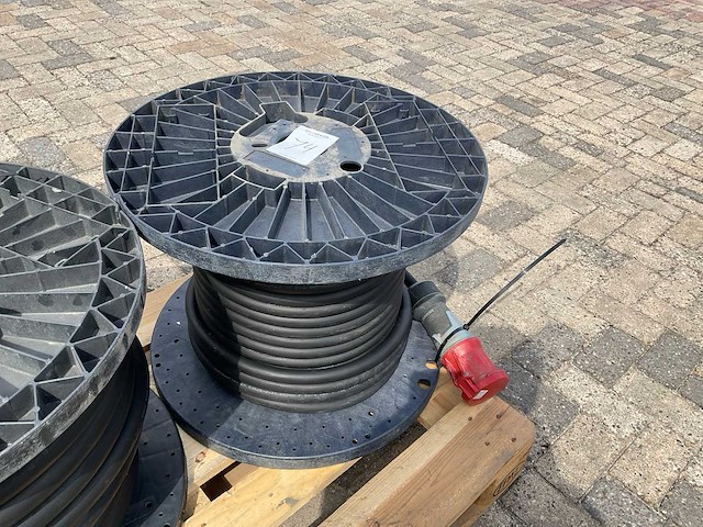 Krachtstroom kabel op haspel, 63a - afbeelding 1 van  2