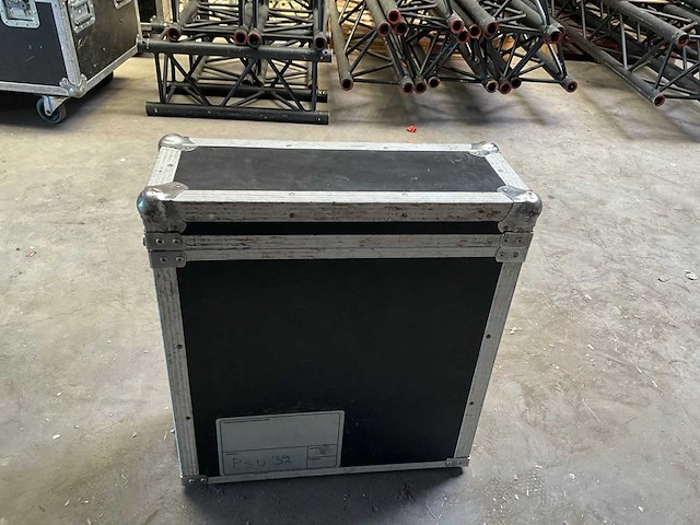 Krachtstroom verdeler in flightcase - afbeelding 5 van  8