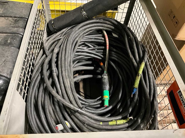 Krachtstroomkabel in gitterbox - afbeelding 3 van  4