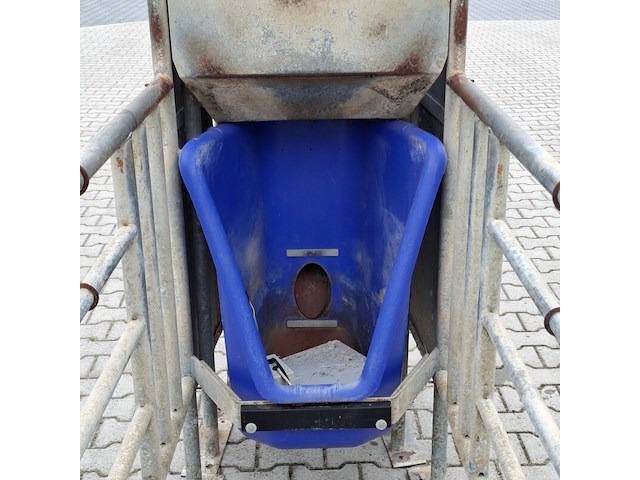 Krachtvoerstation, delaval - afbeelding 12 van  12