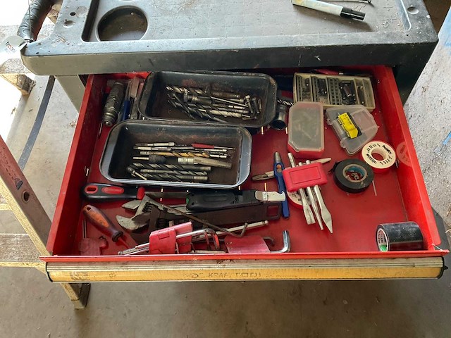 Kraft gereedschapswagen met inhoud - afbeelding 2 van  8