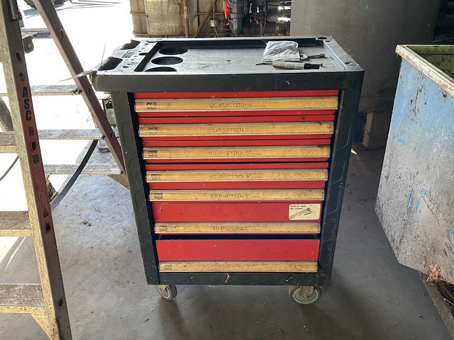 Kraft gereedschapswagen met inhoud - afbeelding 1 van  8