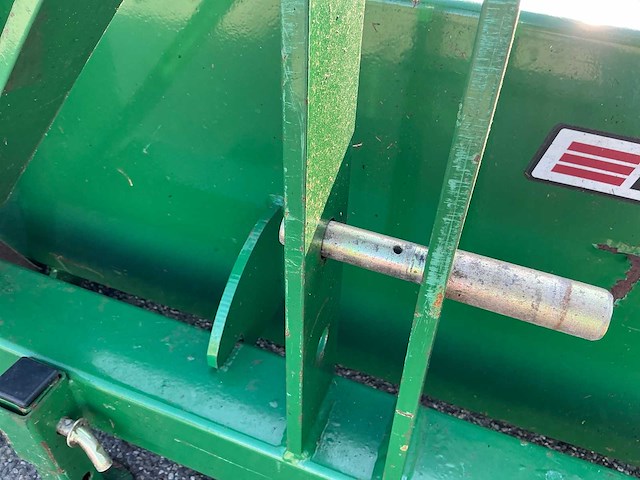 Krafter - hydraulische grondbak tractor - afbeelding 6 van  15